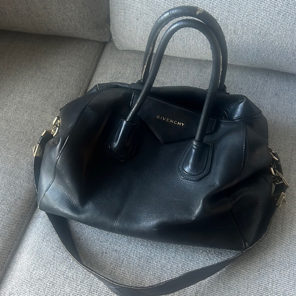 Givenchy Handbag USED - 100% authentic